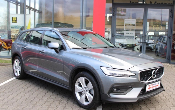 Volvo V60 Cross Country cena 124900 przebieg: 134446, rok produkcji 2020 z Biała małe 781